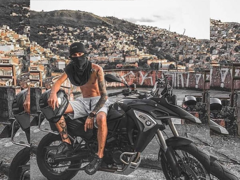 TROPA DO 244 X NO GRAU A BANDIDA VAI TOMANDO VAPO VAPO (Single)