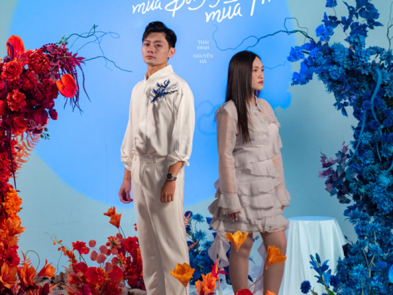 Trời Đổ Mùa Đông Giữa Mùa Hạ (Single)