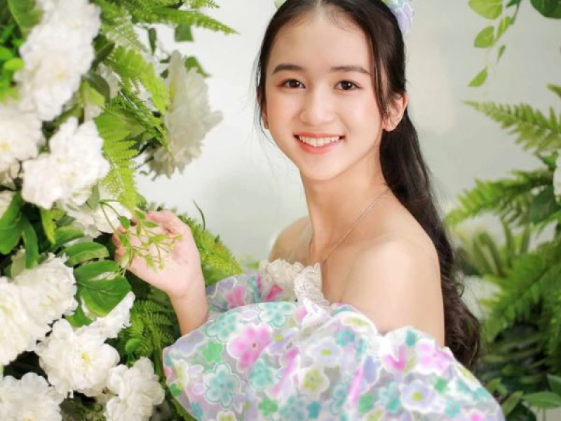 Em Yêu Quê Hương Em (Single)