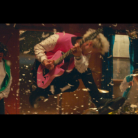 love race (MV) (Single)