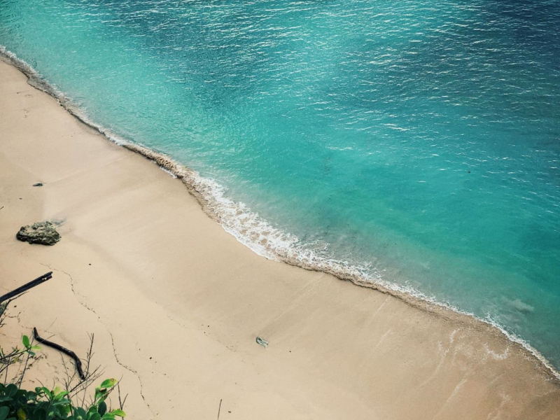 Ocean Waves Breaking over an Australian Beach (Single)