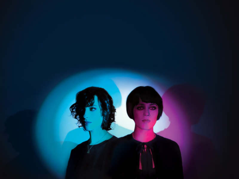 Best of 00-10 (Deluxe Version)