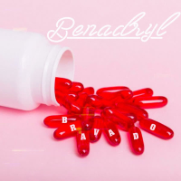 Benadryl (Single)