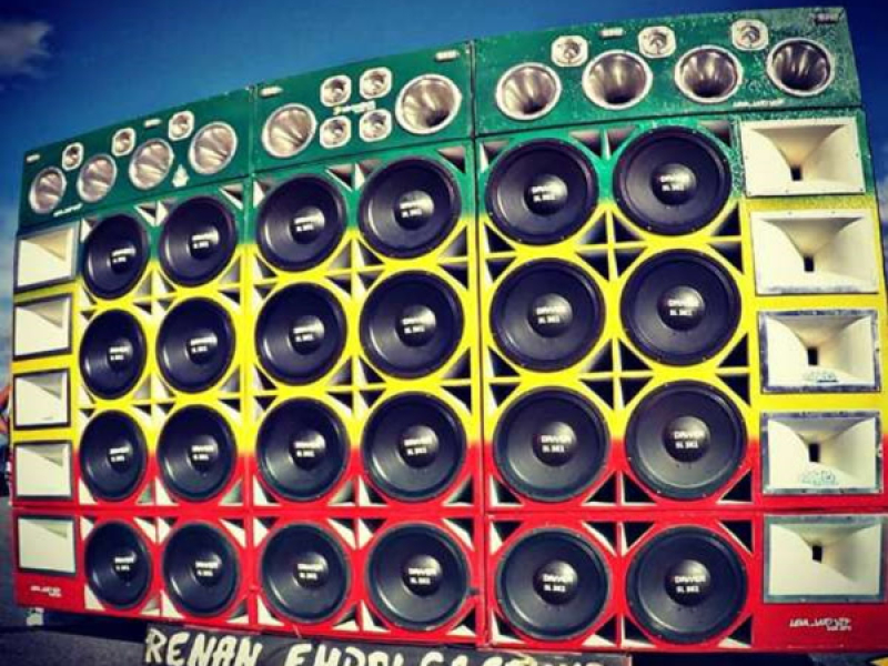 Essa & Pros Invejosos (Single)