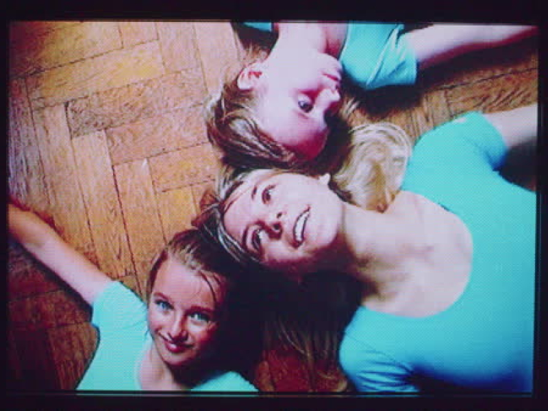 Bumblebee (MV) (Single)