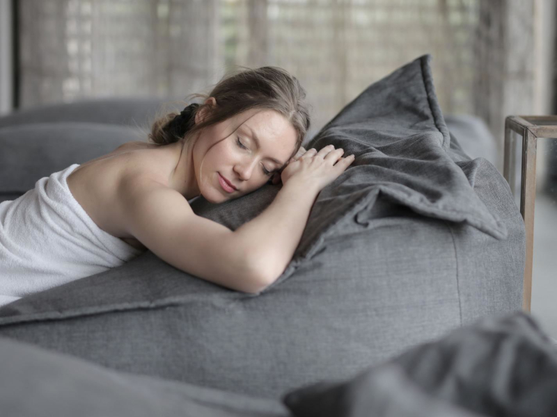 Rain and Thunder to Help Ease Insomnia (Single)