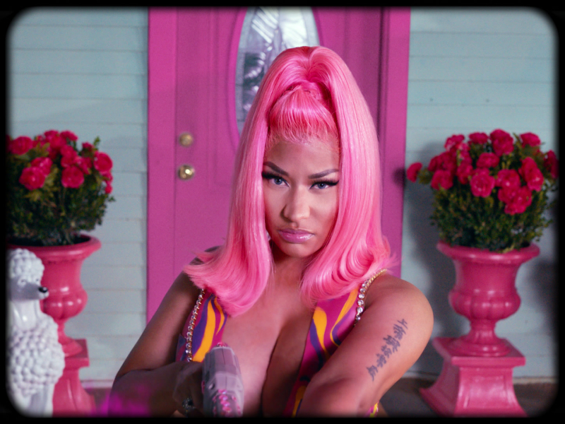 Super Freaky Girl (MV) (Single)