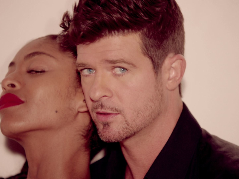 Blurred Lines (MV) (Single)