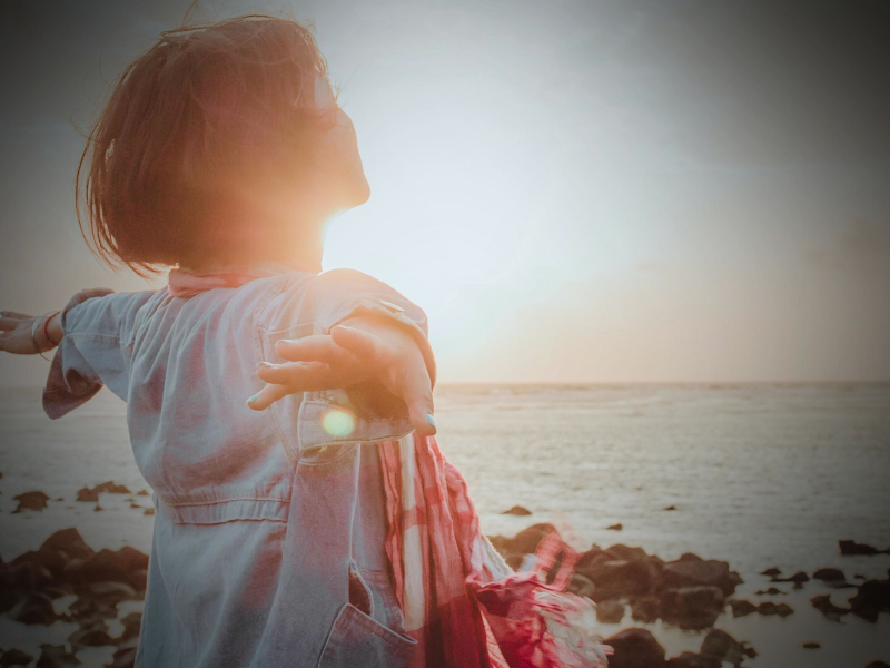 Relax and Feel Happy with Flowing River Sounds (Single)