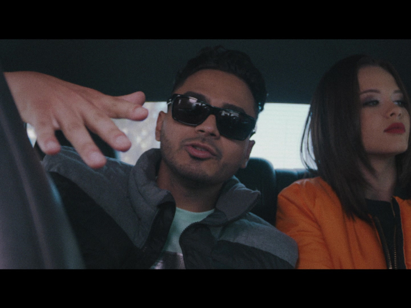 Asiento De Atrás (MV) (Single)