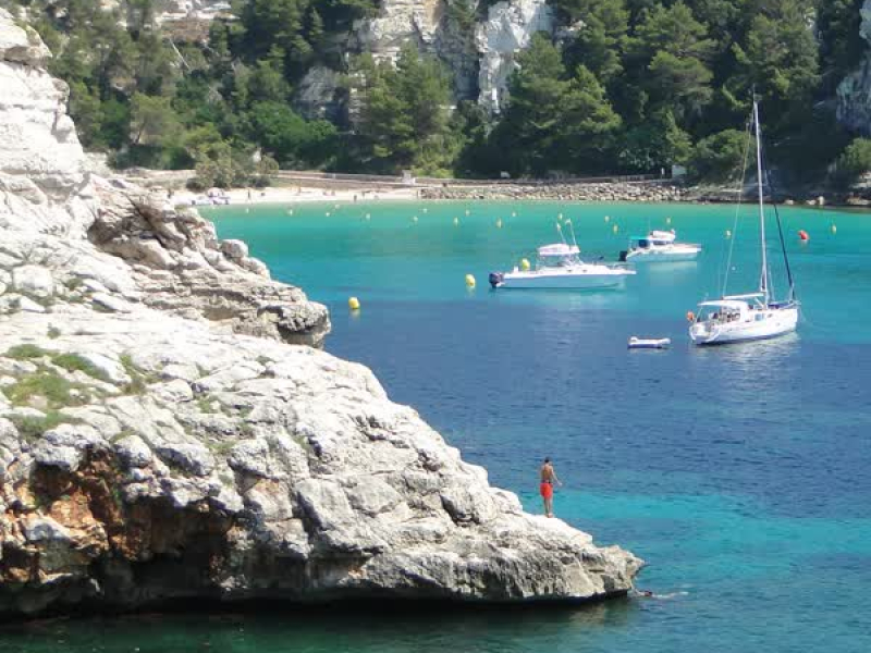 Stuck In A Moment (feat. Silke) (Single)