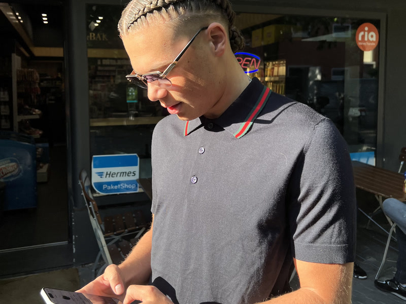 Shaghaf Oud (Single)