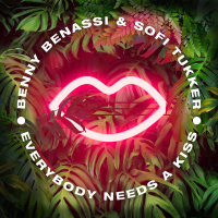 Everybody Needs A Kiss (Single)
