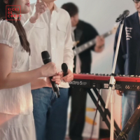 ไม่มีแฟนได้ไง (Live Session) (Single)