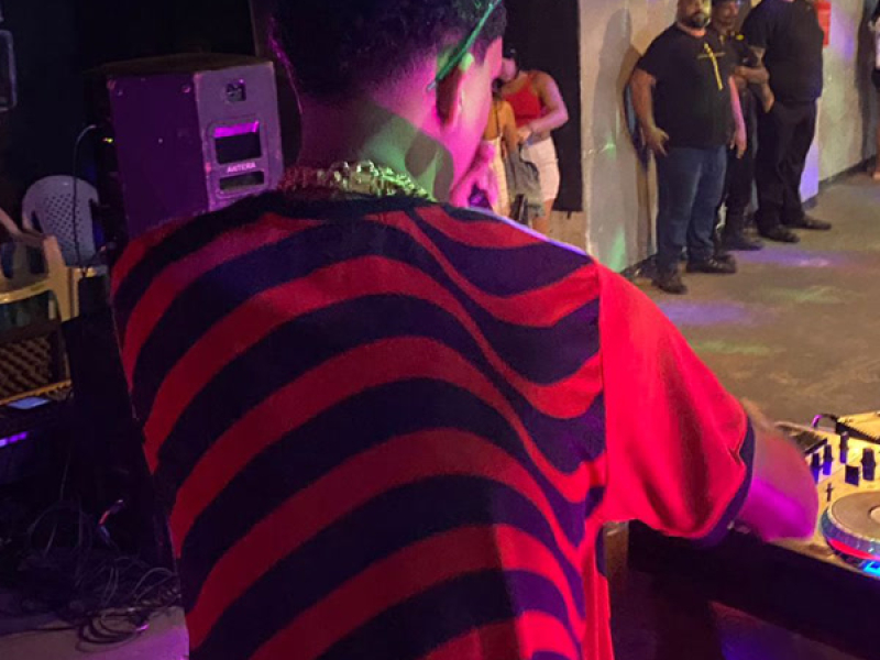 Penetradona x Me Arrasta Pro Teu Barraco (Acoustic) (Single)