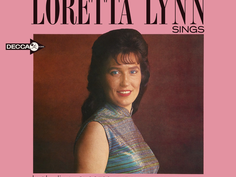 Loretta Lynn Sings