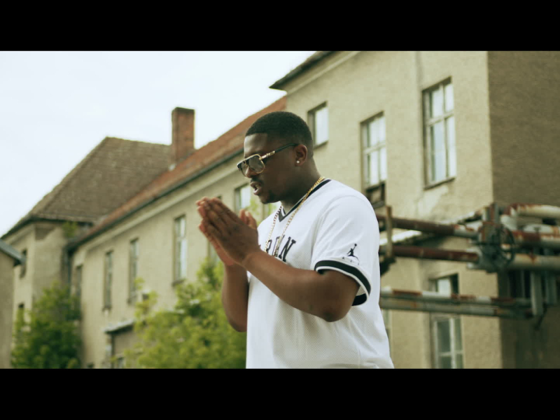 Catch Me If You Can (MV) (Single)