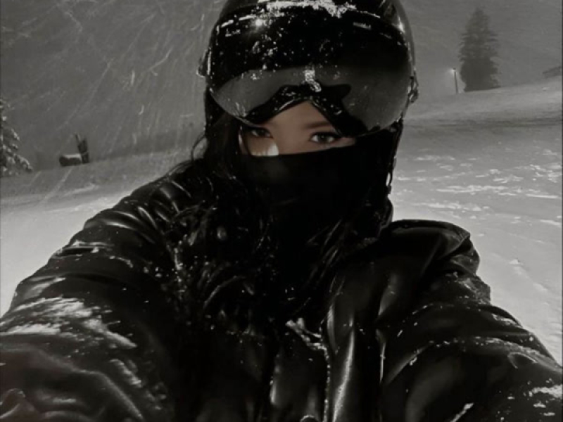 E NOIS O PALHASO (Single)