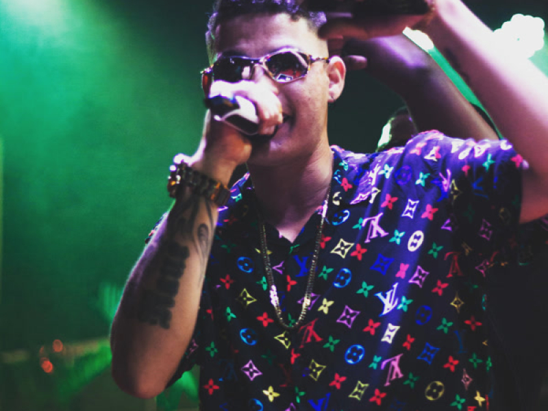 DESCONTROLE (Single)