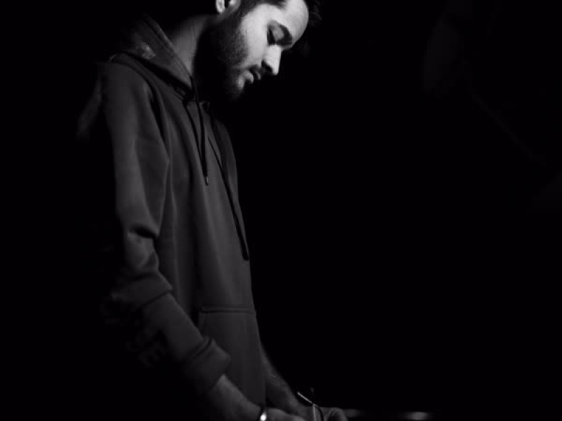 Maahi (Cover) (Single)