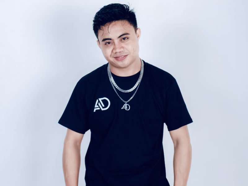 UNDANG UNDANG CINTA (Single)