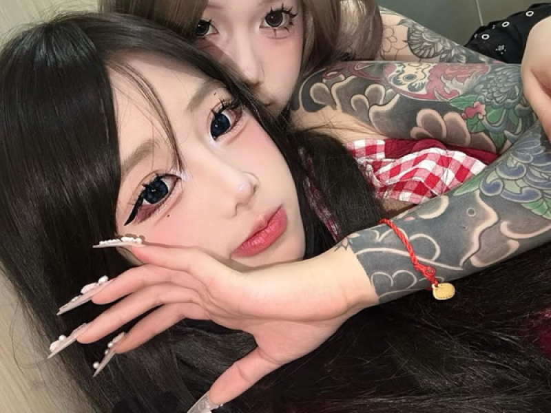 Chỉ Còn Những Mùa Nhớ (Single)