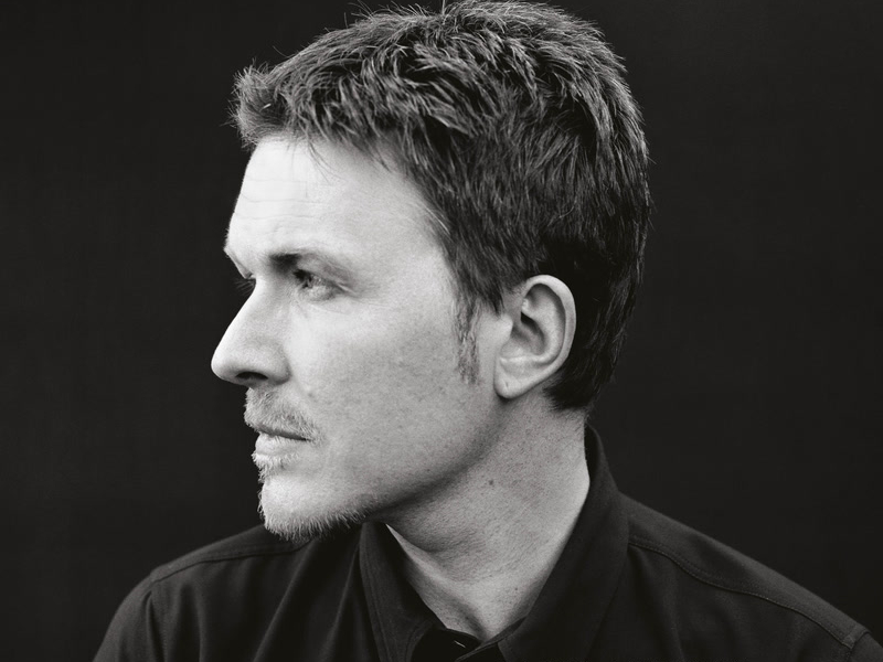 Dead Bees On A Cake (Deluxe Edition)