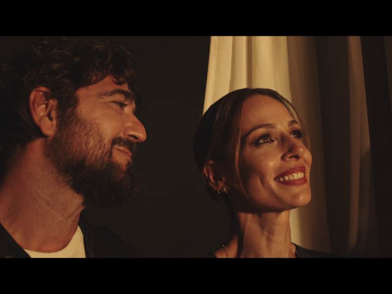 Entre Sobras Y Sobras Me Faltas (Single)