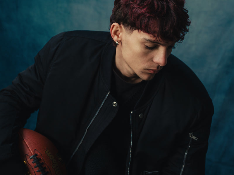 QUARTERBACK (intro) (Single)