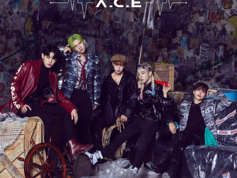 UNDER COVER : THE MAD SQUAD (EP)