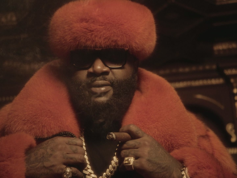 Keep Doin' That (Rich Bitch) (MV) (Single)