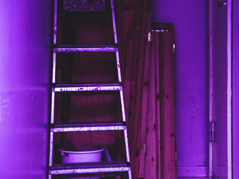 August (Forsvinne) (Single)