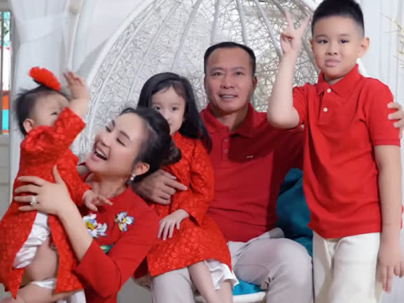 Ba Ngọn Nến Lung Linh (Single)