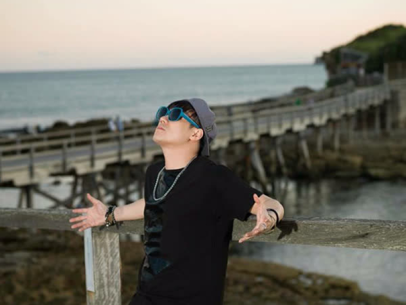 Tình Yêu Tái Sinh (Single)