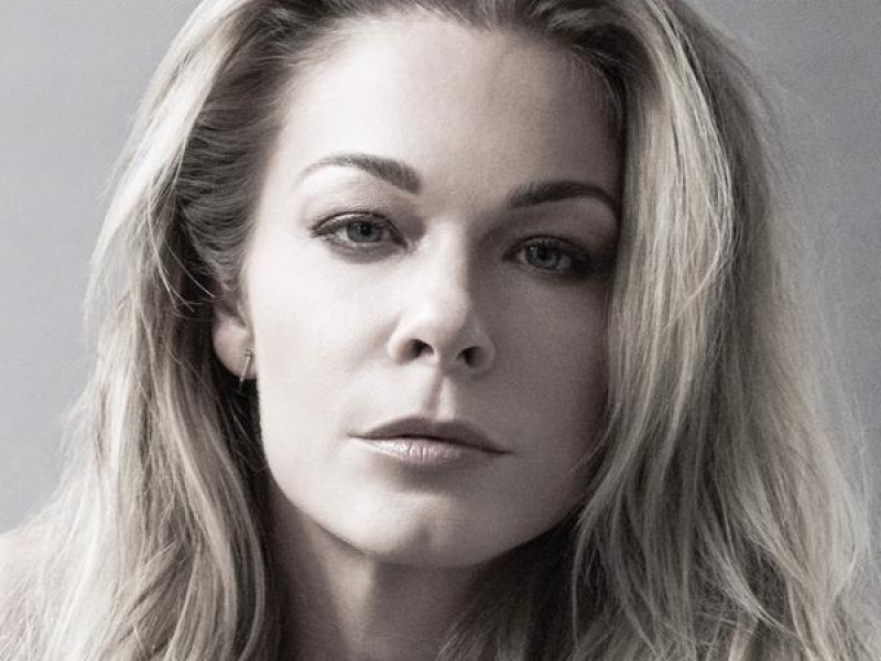 LovE is LovE is LovE (Single Version)