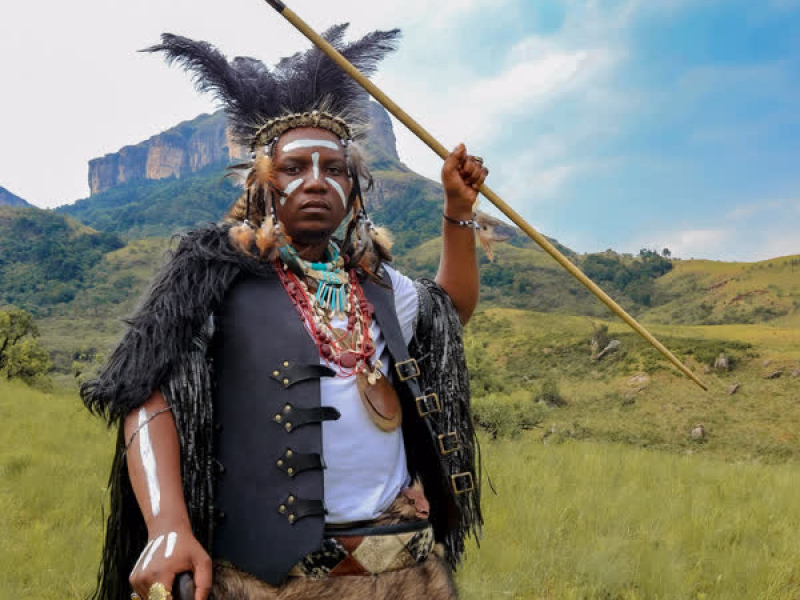 Iqhude (feat. Olefied Khetha) (Single)