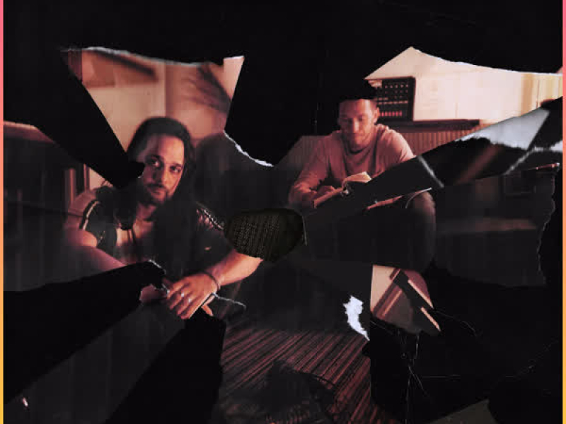 LYGHT YEARS (Single)