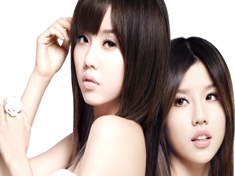 Every Time I Look Into Your Eyes (Single)