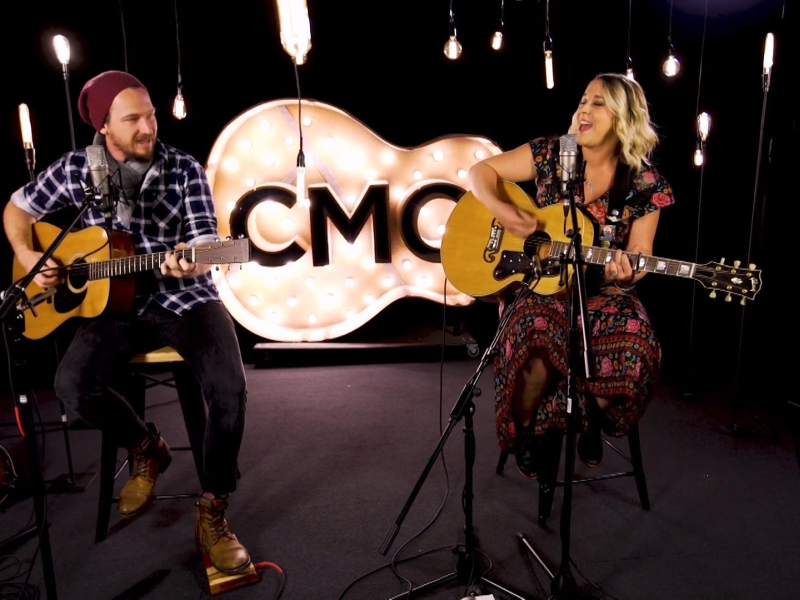 Hillbilly Pickin' Ramblin' Girl (Live Acoustic) (MV) (Single)