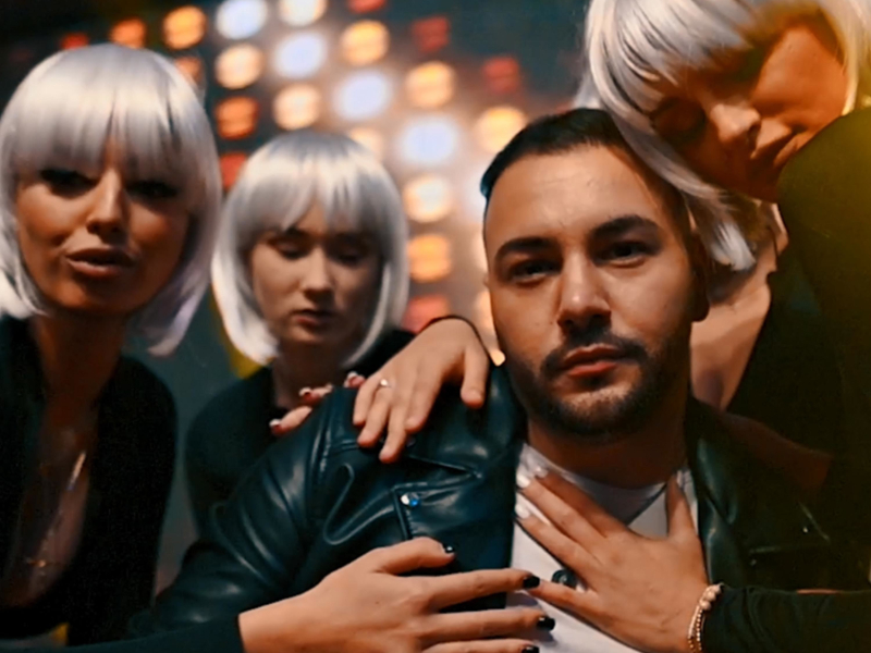 Johnny, Johnny (feat. Yadi) (Single)