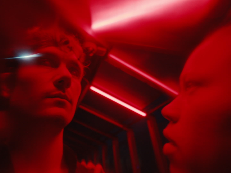 Distorted Light Beam (MV) (Single)