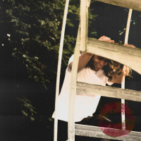 Tem Beijo Que Abraça A Gente (Single)