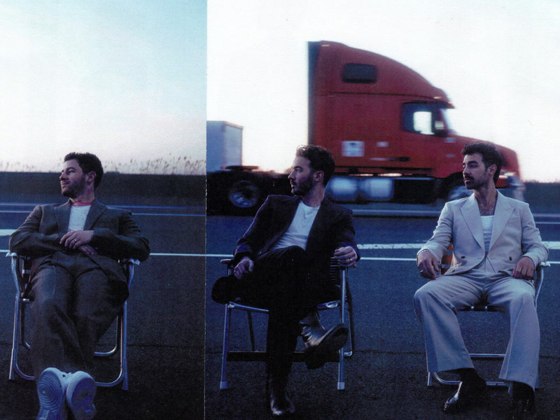 Greetings From Your Hometown (Deluxe Edition)