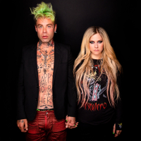 Flames (feat. Avril Lavigne) [Acoustic] (Single)