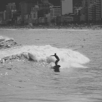 Living the surf (Single)