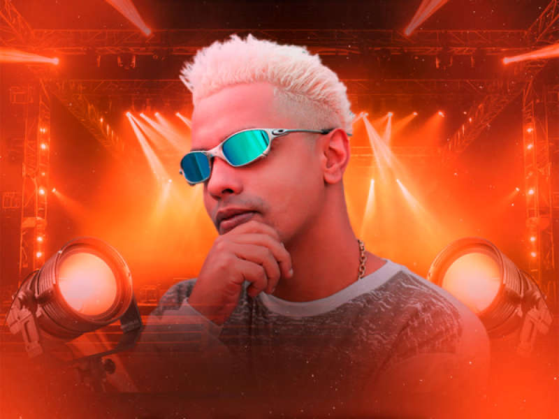 Ela Ta Solteira (Single)