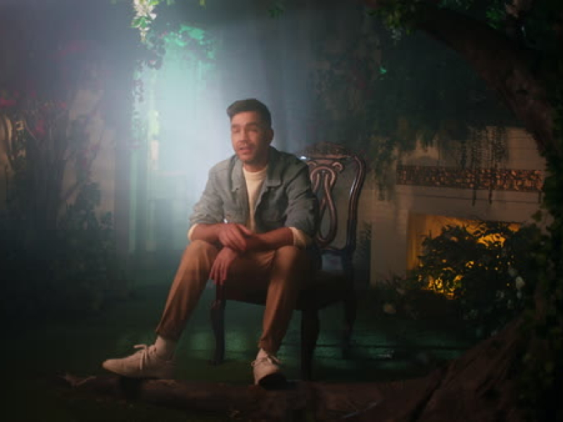 Saved My Life (MV) (Single)