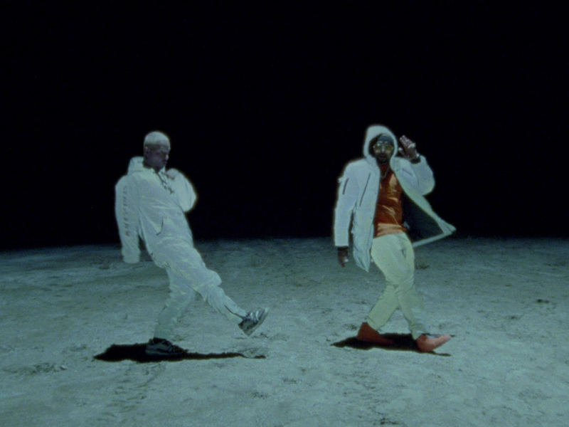 Contra La Pared (MV) (Single)