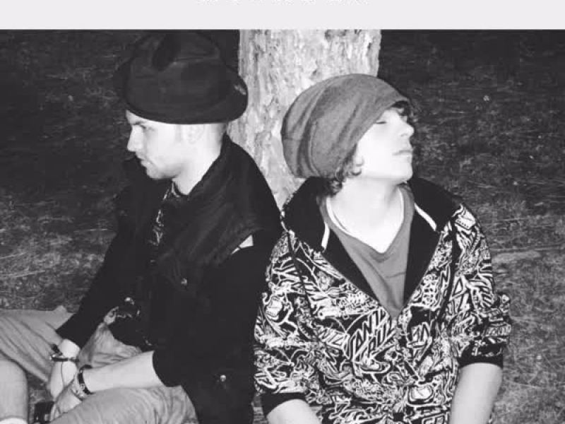 Corazón en Dos Mitades (Edicíon Deluxe) (Single)