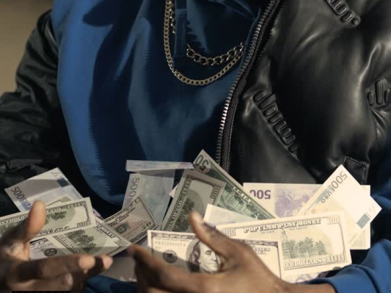 LOTTA DOUGH (feat. GRAFEZZY) (Single)